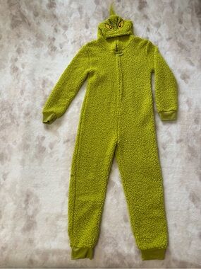 Dr. Seuss GRINCH Who Stole Christmas Kids Pajama Union Suit
Size 10 XL